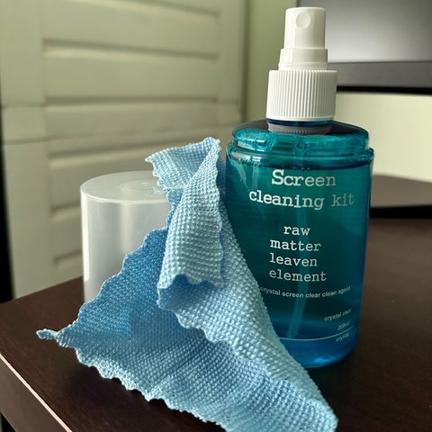 Спрей для очистки экрана Screen cleaning kit, 200 мл, с микрофиброй Превью 1